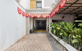 Reddoorz Plus Syariah Near Mall Pondok Indah